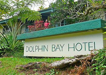 Dolphin Bay Hotel Hilo Extérieur photo